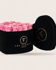 Passion XL com rosas cor-de-rosa em caixa de veludo preto | The Florist Portugal